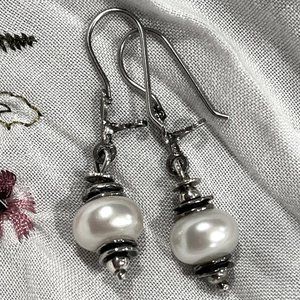 Silpada Sterling Silver Light the Way Pearl Earrings W0922